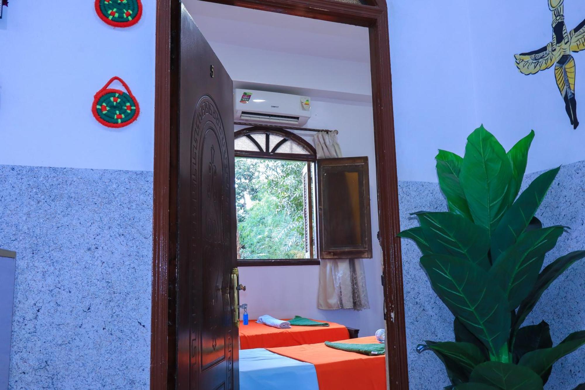 Отель Bayt Zaina - Nubian Hospitality House Асуан Экстерьер фото