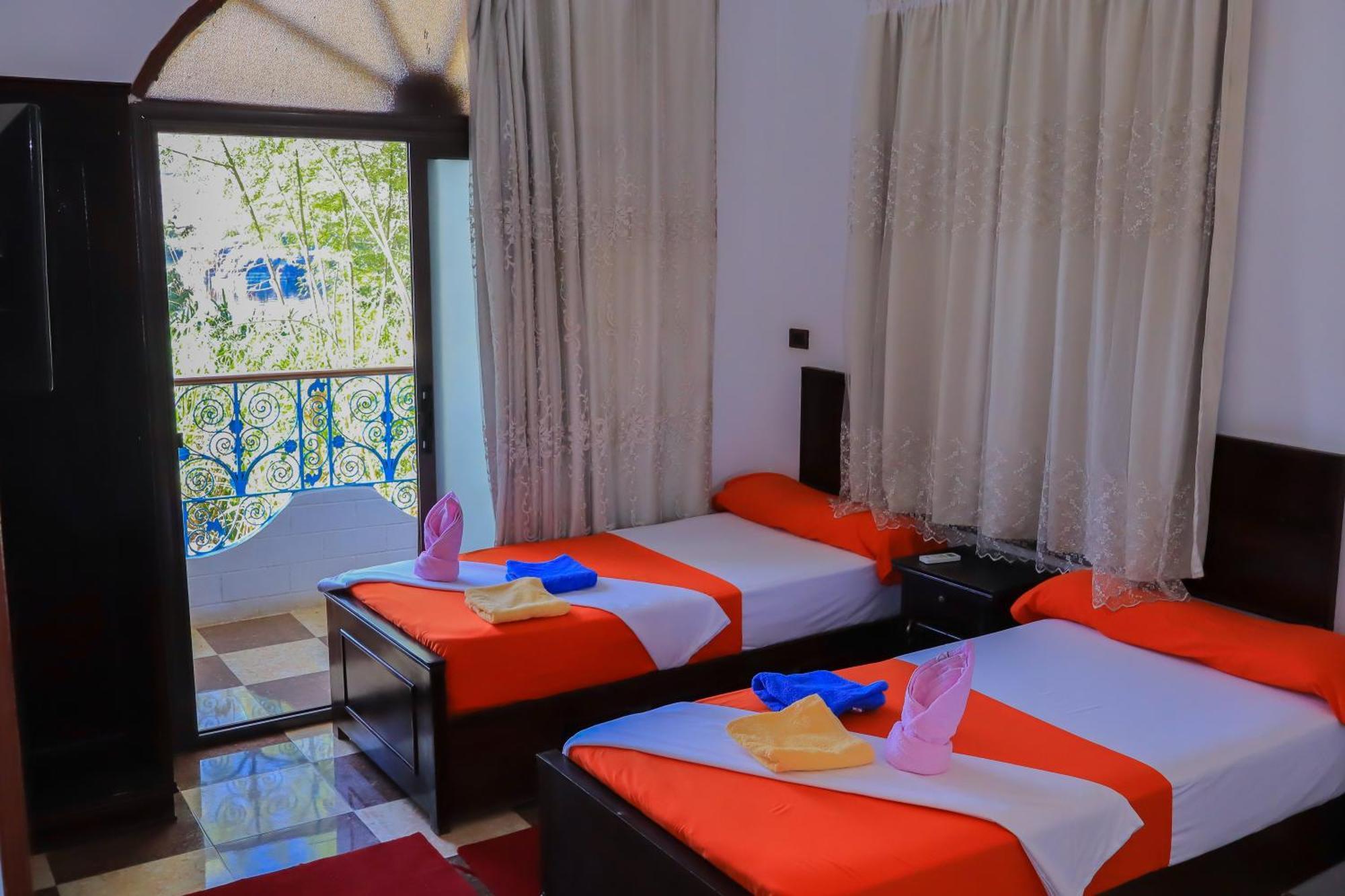 Отель Bayt Zaina - Nubian Hospitality House Асуан Экстерьер фото